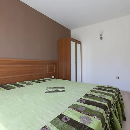 Apartment ❤large Terrace 1bedroom W Kitchen ❤pb❤